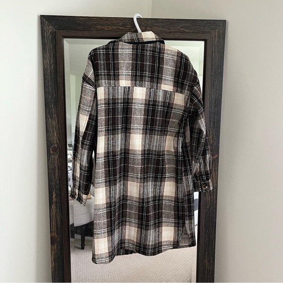 SUZY fall jacket - brown plaid Size Medium - Picture 3 of 3